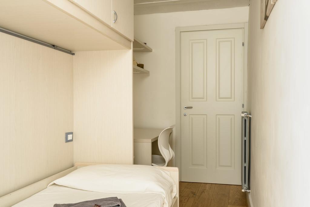 Appartement E Quindi Uscimmo A Riveder Le Stelle Florence